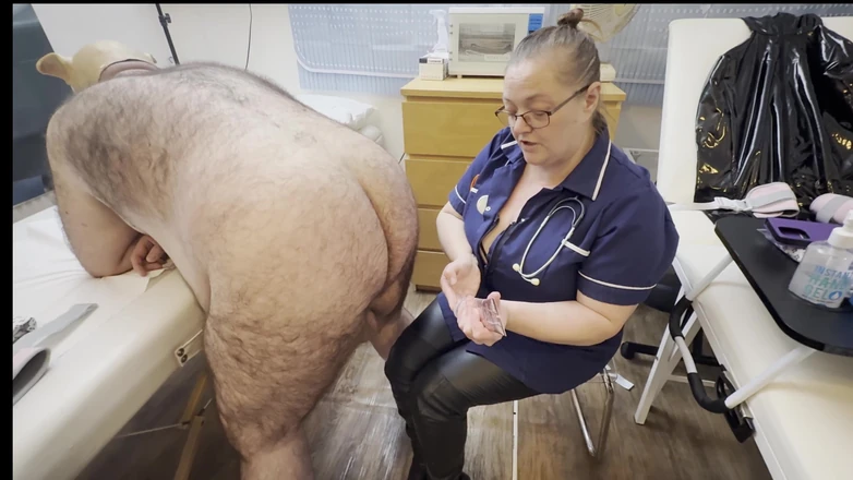 Aaexperiencesltd: Satana's Piggy Visits the Pain Clinic for Loctorber
