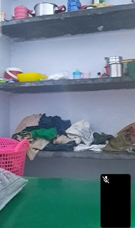 Jayaselvi: Vesnická tetička ukazuje své tělo