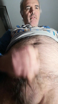 Handjob mit einer heißen Samendusche am Abend des 24. Dezember
