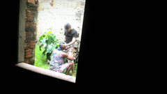 MiguellTrajano: 配達員が客を追いかけて廃墟の駐車場に行き、コンドームなしで彼のお尻をとても熱くさせた - パート1