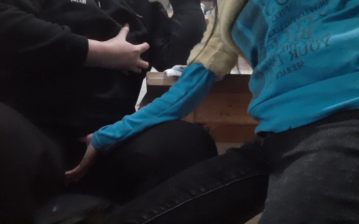 Lesbian-illusion: Na zmianę masturbujemy się i orgazm - lesbijskie złudzenie