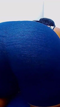 Trek je af aan mijn monsterlijke bbw-kont, aflevering 1053