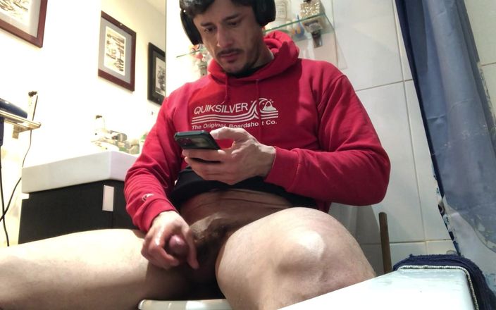 Rocky Vallarta: Tuggin i oglądanie porno