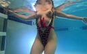 Sammi Starfish: Hotel pool adventure