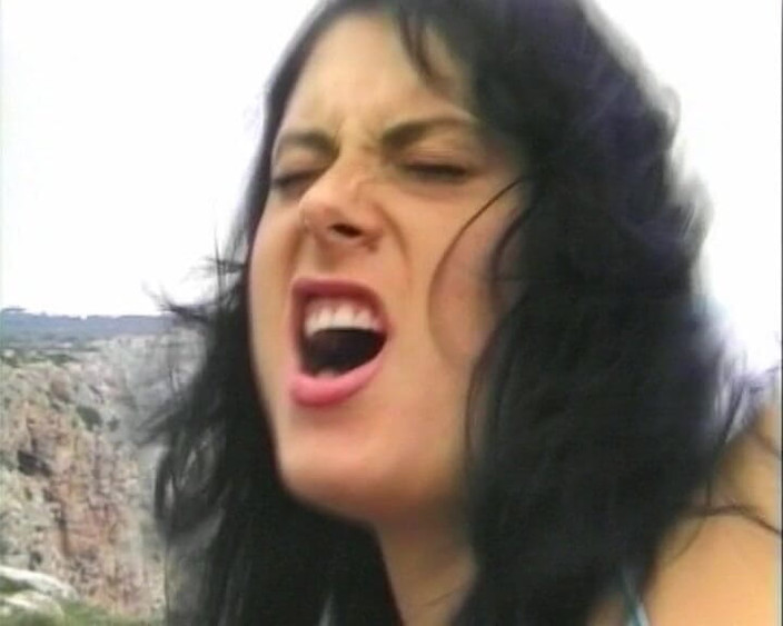 Hardcore German Club: Анальна проникла німецька красуня радує байкера коханця на пляжі