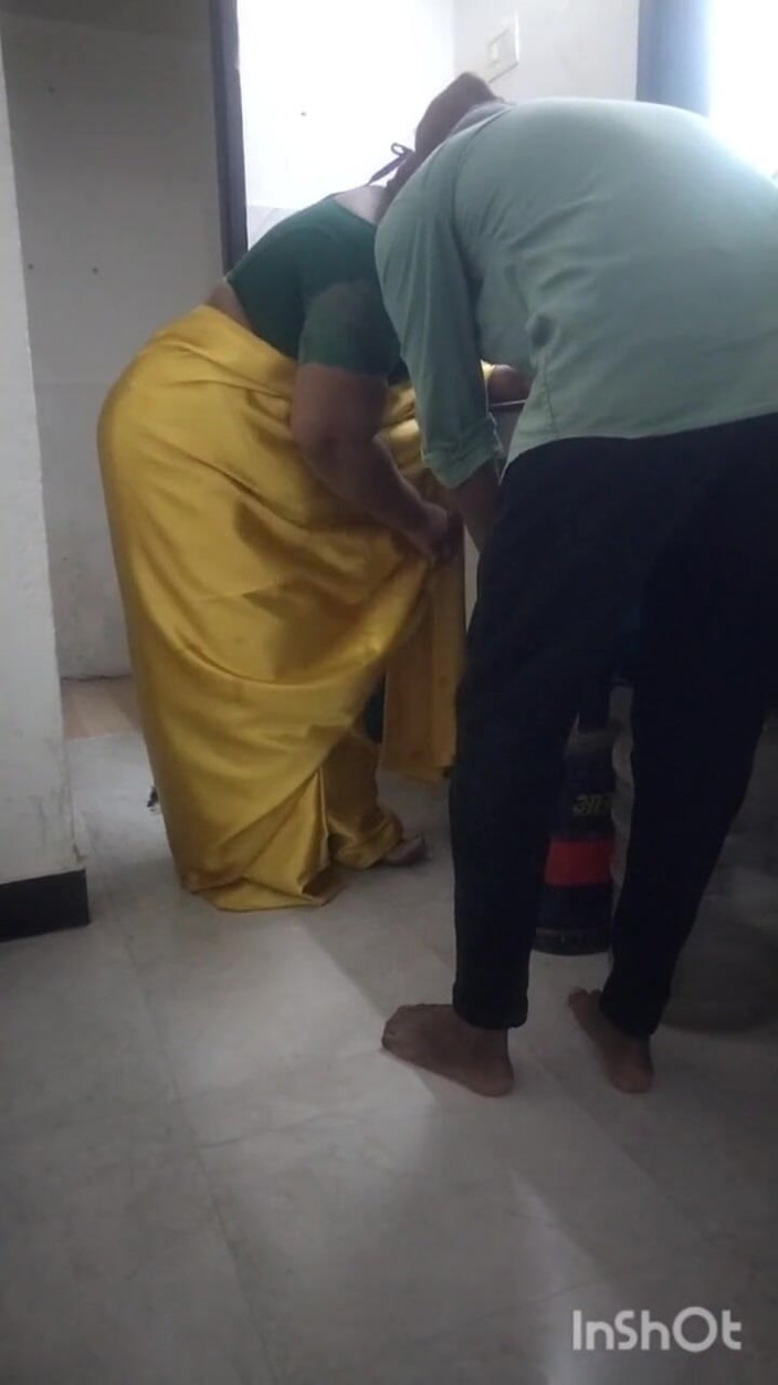 Benita sweety: Cylinder Delivery Boy with My Stepmommy