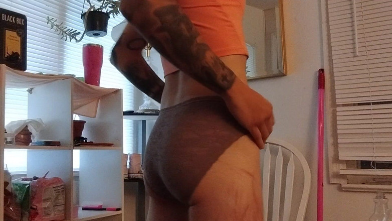 Vovxxx: Orgazm z wibratorem w