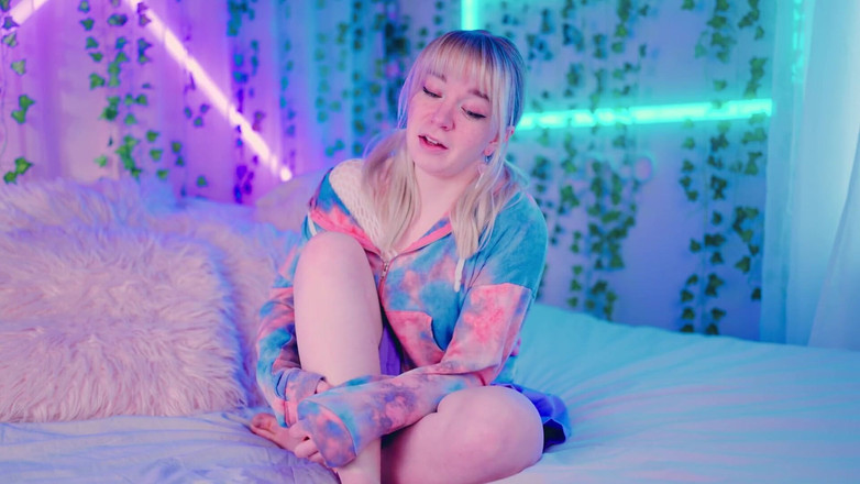 Jolie Lyon: Erkek delisi üvey kız