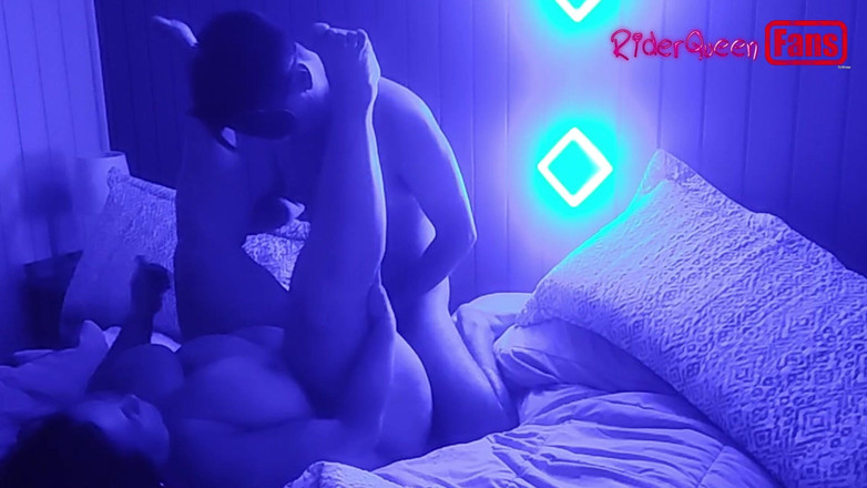 Riderqueen: 巨大なお尻ぽっちゃり系熟女、スローモーションファンのみ