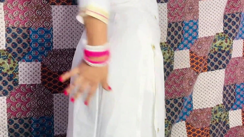 Your-Shukhi: Hot Bhabhi Playing Solo on Her Birthday