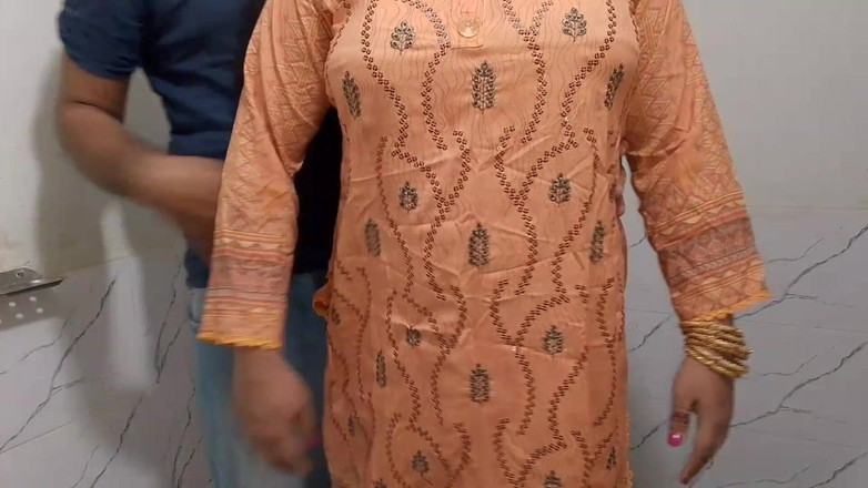 RedQueenRQ: 화장실에서 섹스하는 인도녀