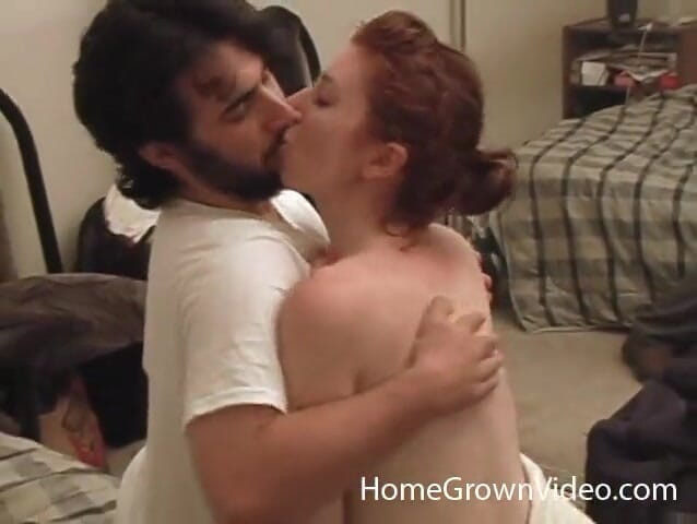 Homegrown Video: Janet Vice en Finch hebben boze make-up seks