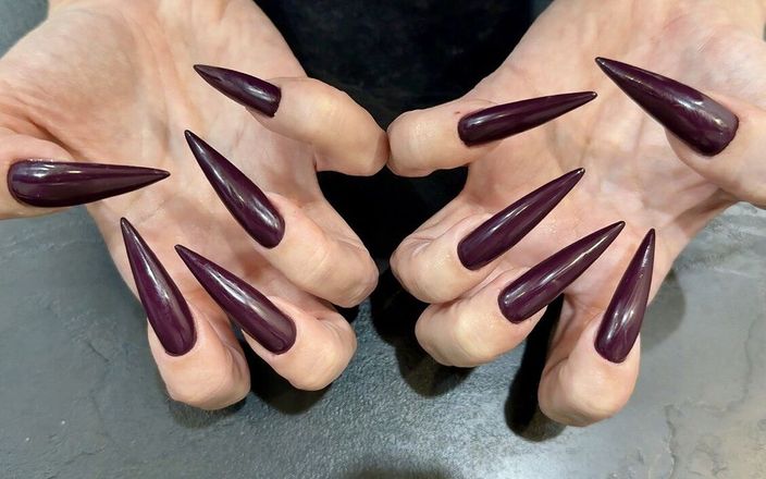 Julia domaina: Nieuwe kleur donkere paarse lange nagels, klauwen