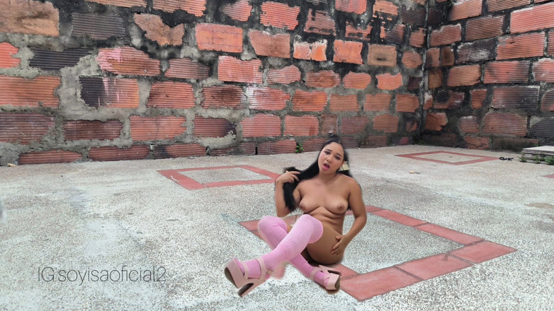 Isabel: Shrunken latina ti seduce con le sue calze e il...