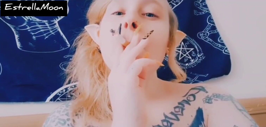 Estrella Steam: 담배 피우는 엘프