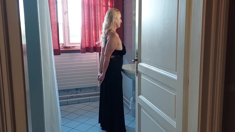 Selena701: Mature Blonde Wife Enjoys Daily Sex