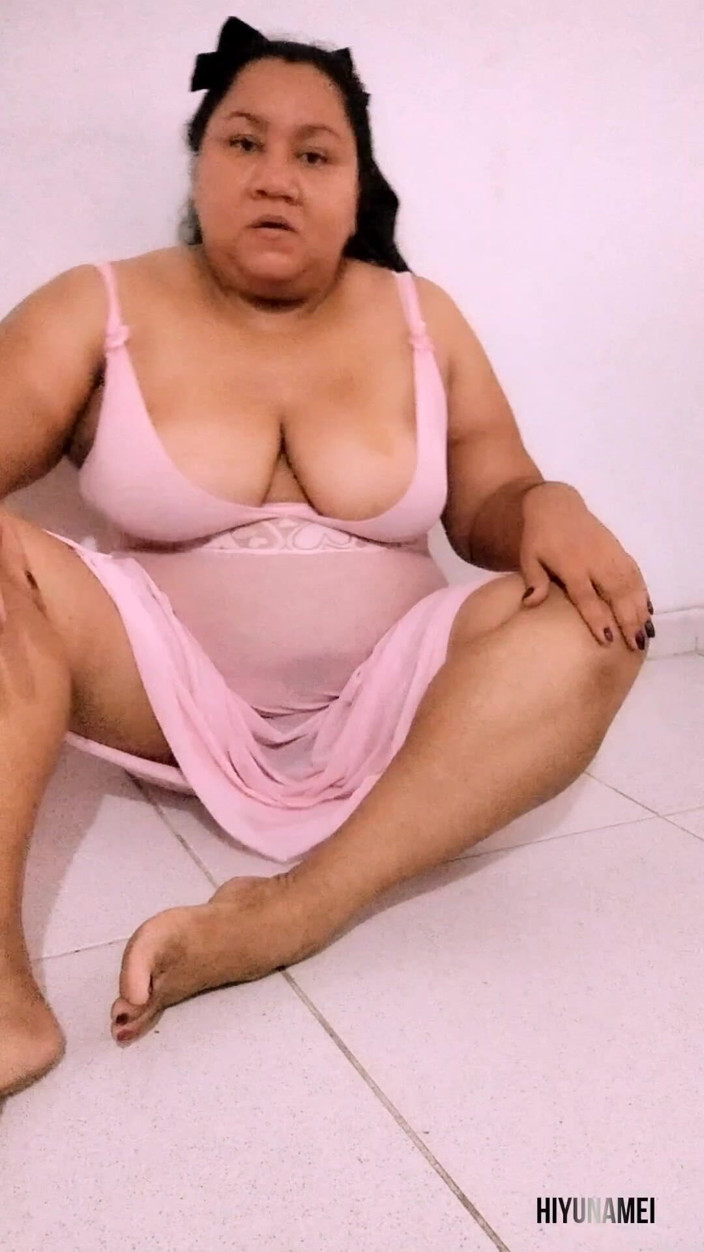 Hiyunamei-bbw: Besame Y Siente Mis Labios, Húmedos Solo Para Ti
