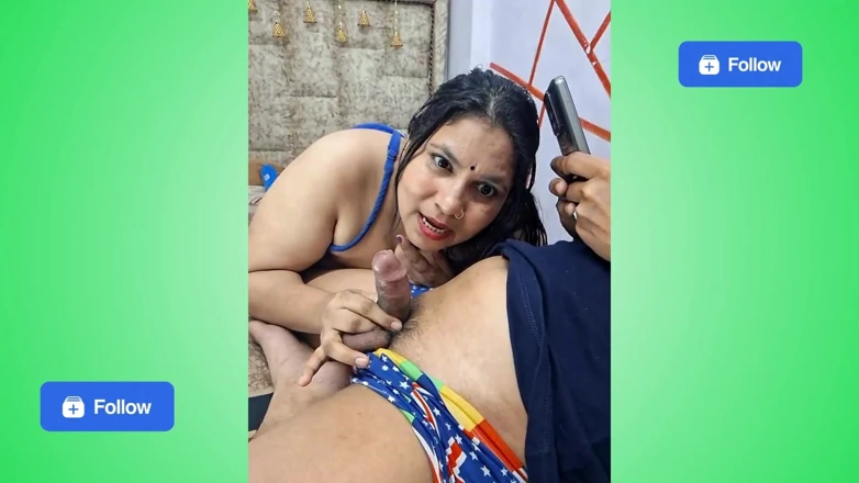 Desi Indian Aunty Get Fucking with Neighbour Boy P2