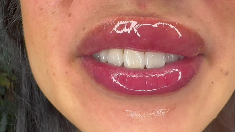 Asmr_mouth: Uriașa îți arată locul de joacă