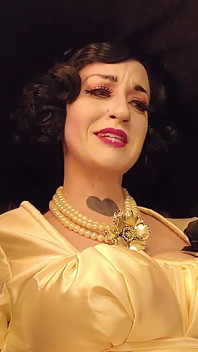 Lady Dimitrescu hakimiyet zamanı döngüsü wmv