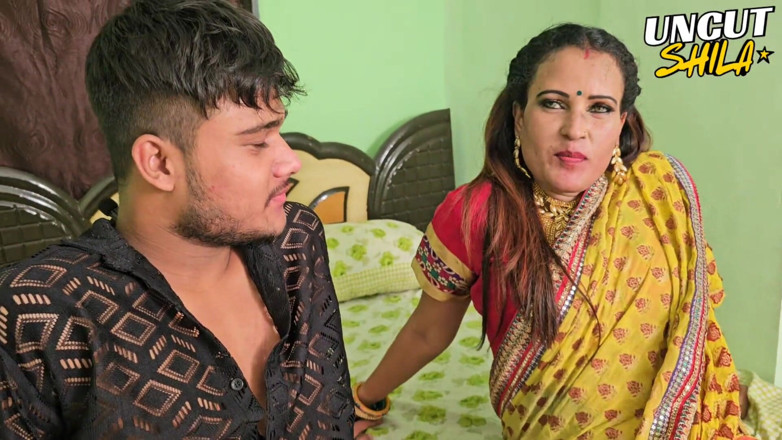 Uncut Shila: Extreem wilde en vuile vrijen met een pas getrouwd Desi-koppel...