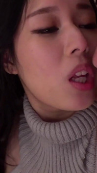 Shiori Tsukada - Laisse à Shiori, dans une salle de consultation pour tous les types de problèmes avec un étudiant vierge