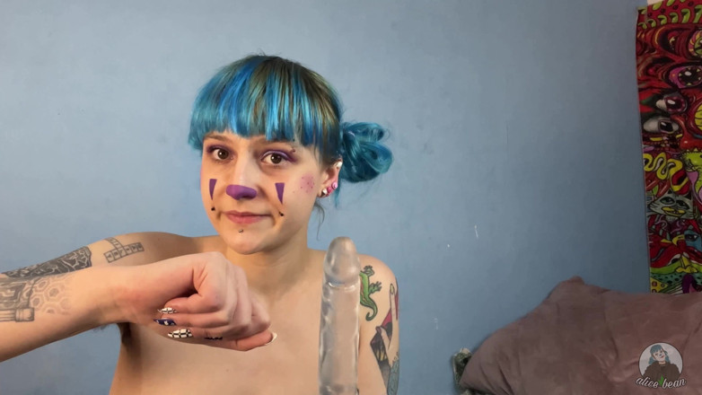 Alice Bean: Payaso reduce tu polla