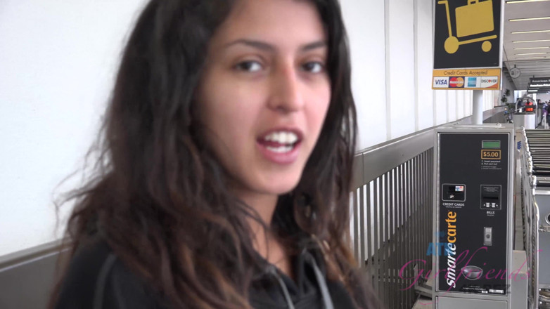 ATK Fans (Girlfriends): Virtuell semester Oahu med Sophia Leone 1/2