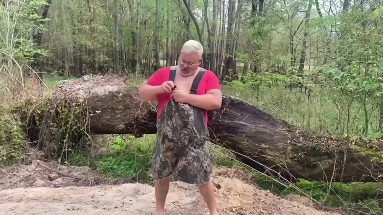 Hand-Free-Daddy-Chub: Kompilace taťkova nezbedných býků, koulí, ptáka a díry pro vaše...