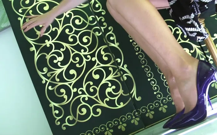 Goddess Celine: Nožní domina JOI