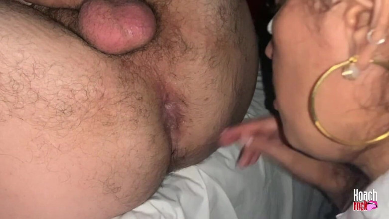 thundass: 淫荡肮脏的女大学生喜欢在把手指插进我的菊花后舔舐