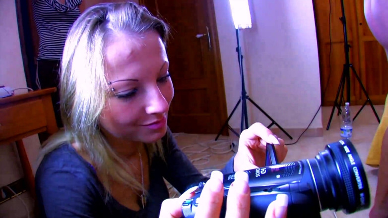 Real Home Made: Tattooed blonde girl loves big dick in pussy in mouth