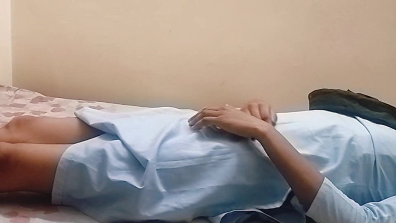 Savitabhabhi078: Studentessa indiana scopata dall'insegnante