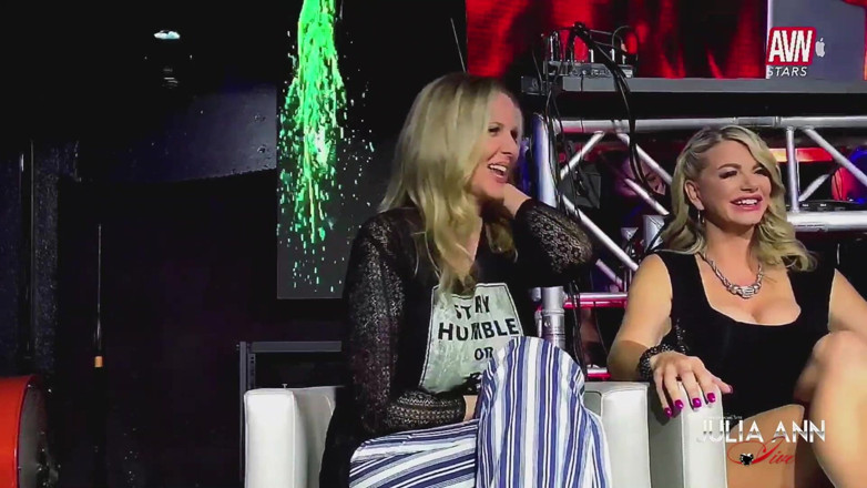 Julia Ann: My Avn Roast Finale!