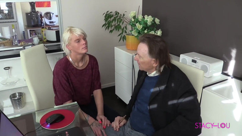 Pinkzilla Media: Dålig tjej vid handledningen