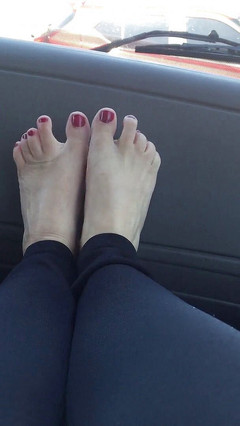 Foxie Roxie: Mainan seksi di dalam kereta