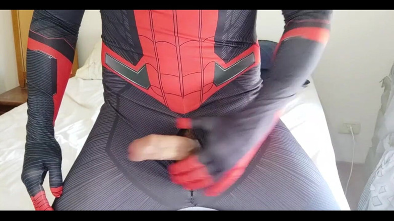 DanielWolfOK: Spiderman lang al het sperma!