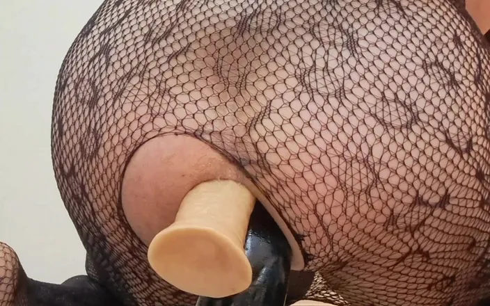 covo_sissy_cross: I'm Fucking with Big Black and Small White to Feel...