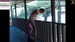 Daphne Phoenix: MILF macecha bušená sexuálním strojem na veřejnosti, jejda v autě