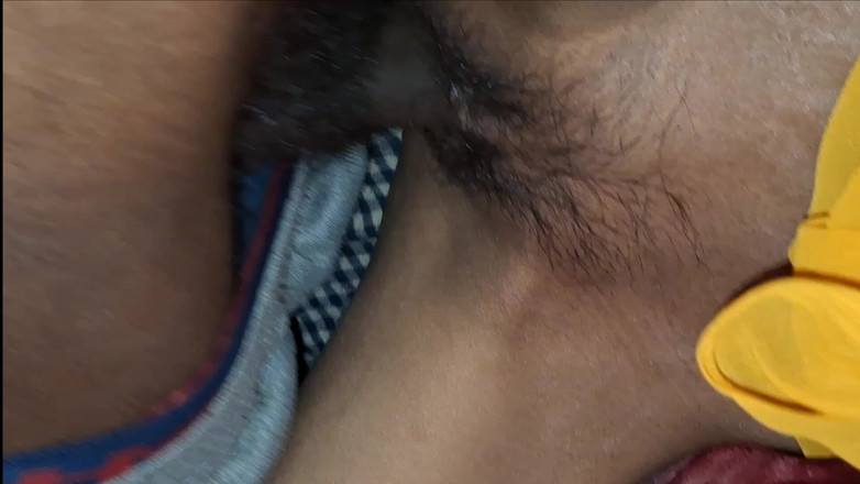 Madhya Sangeeta: Moje sexy přítelkyně moje sexy přítelkyně řekla "baby Choddo Mujhe" v hindštině