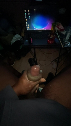 B. Boss: Slo-mo Solo Honění s Cumshot