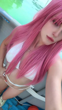 可愛い若い女の子