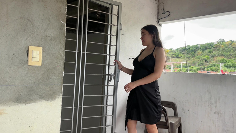 Julianaburning: Chego ao meu trabalho e vejo que a esposa sexy...