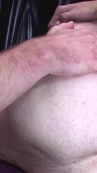 Nech mě šukat tvůj zadek.I Know My Cock Is Hard, Nebojte se, že se ti to bude líbit