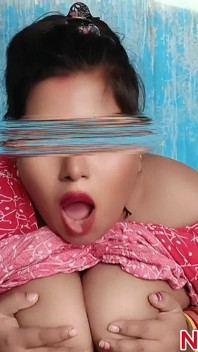 내 자지를 빠는 인도 의붓여친