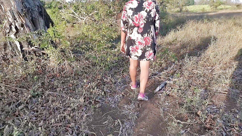 Marys: Jezdí na žhavé a podivné venkovní situaci, která končí šukáním kundičky