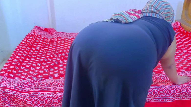 Your Boy's Cum: Hardcore anal - musulmana hermosa mucama quiere follar del propietario