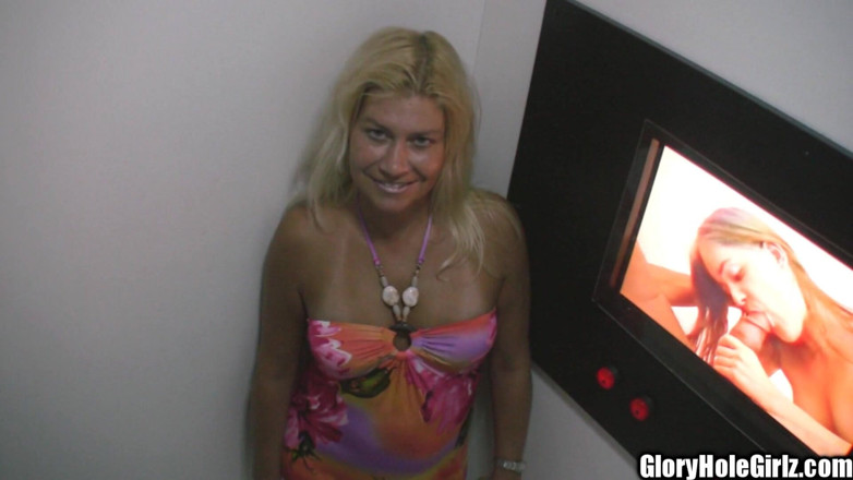 Glory Hole Girlz: Florida Smoking Barfly Whore Blonde Creampie Glory Hole Dick Sucker!