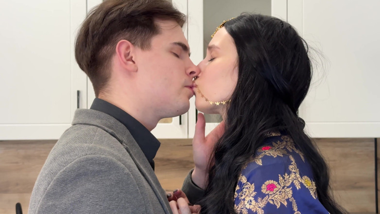 HannahKim: Harter sex mit einem indischen mädchen, sie war eine gehorsame...