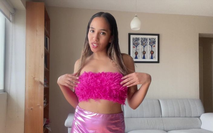 Goddess Alexa femdom: 20 岁的处女处女幻想处女羞辱